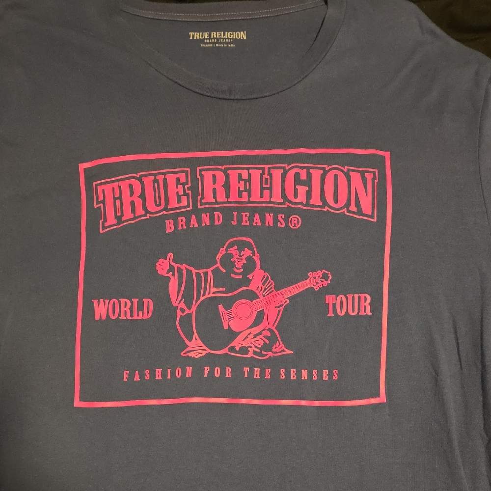 True Religion Charcoal Tee with Vibrant Pink Graphic